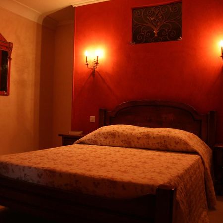 Hotel L'Aleandra à Castellar Extérieur photo